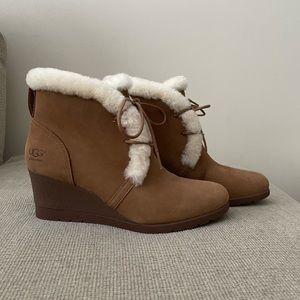 Ugg wedge booties